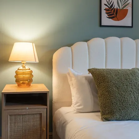 Steppe - 1 Bedroom Luxury By Mint * Bristol