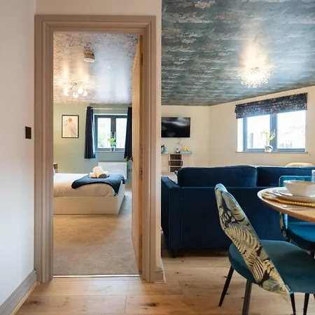 Steppe - 1 Bedroom Luxury By Mint * Bristol